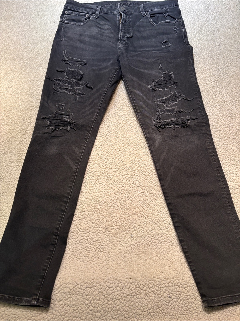 Men’s Black Distressed Slim Jeans